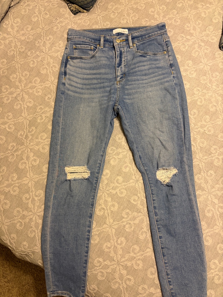 High-Rise Distressed Skinny Jeans - Light Blue